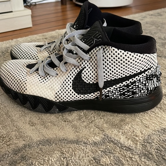 Black history month Kyrie 1’s - Picture 5 of 8
